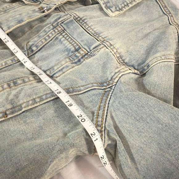 Savanna Jane Denim Jacket in Light Blue with Star Details - Picture 7 of 12